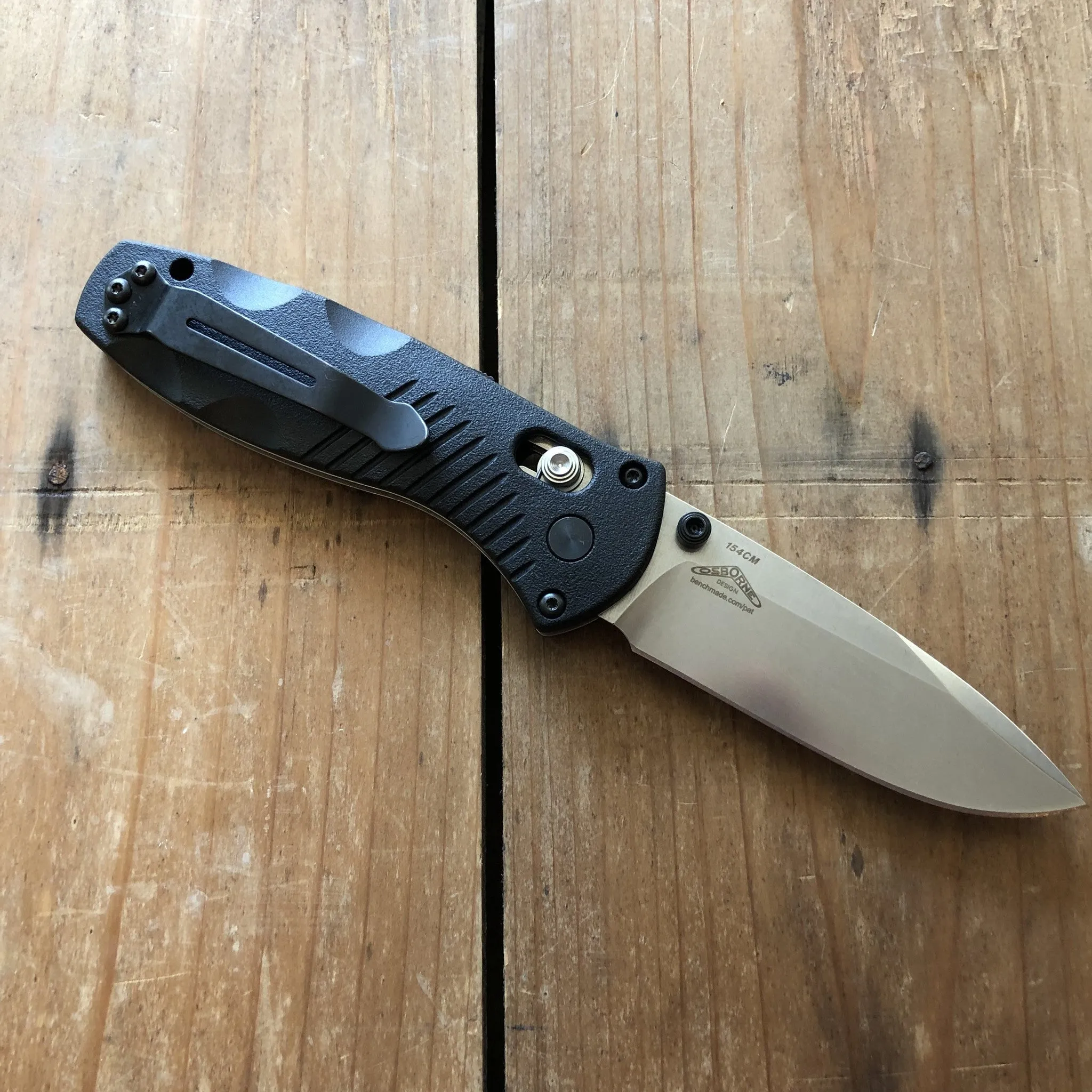 Benchmade 585 Mini Barrage Drop Point 154CM AXIS Lock Black Valox Handle