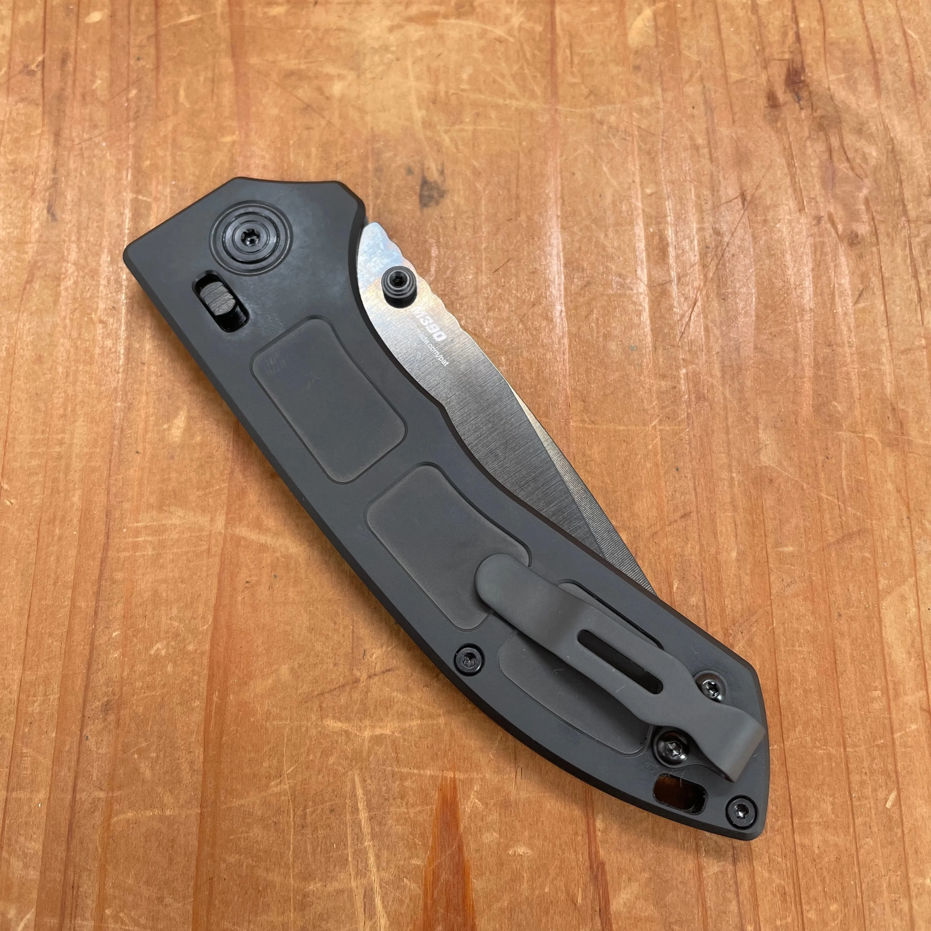 Benchmade 748BK-01 Narrows Drop Point Black Titanium