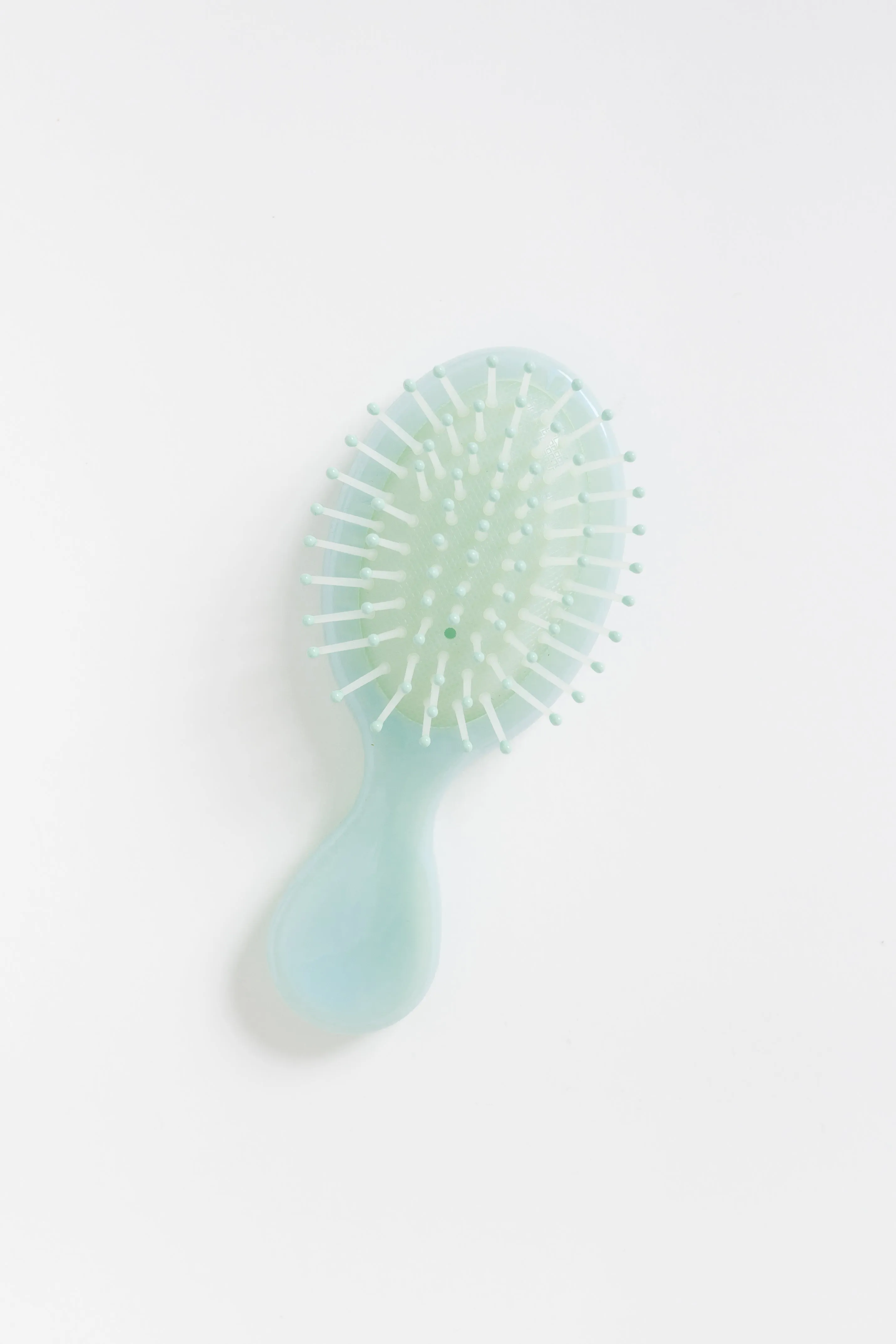 Cove Travel Brush