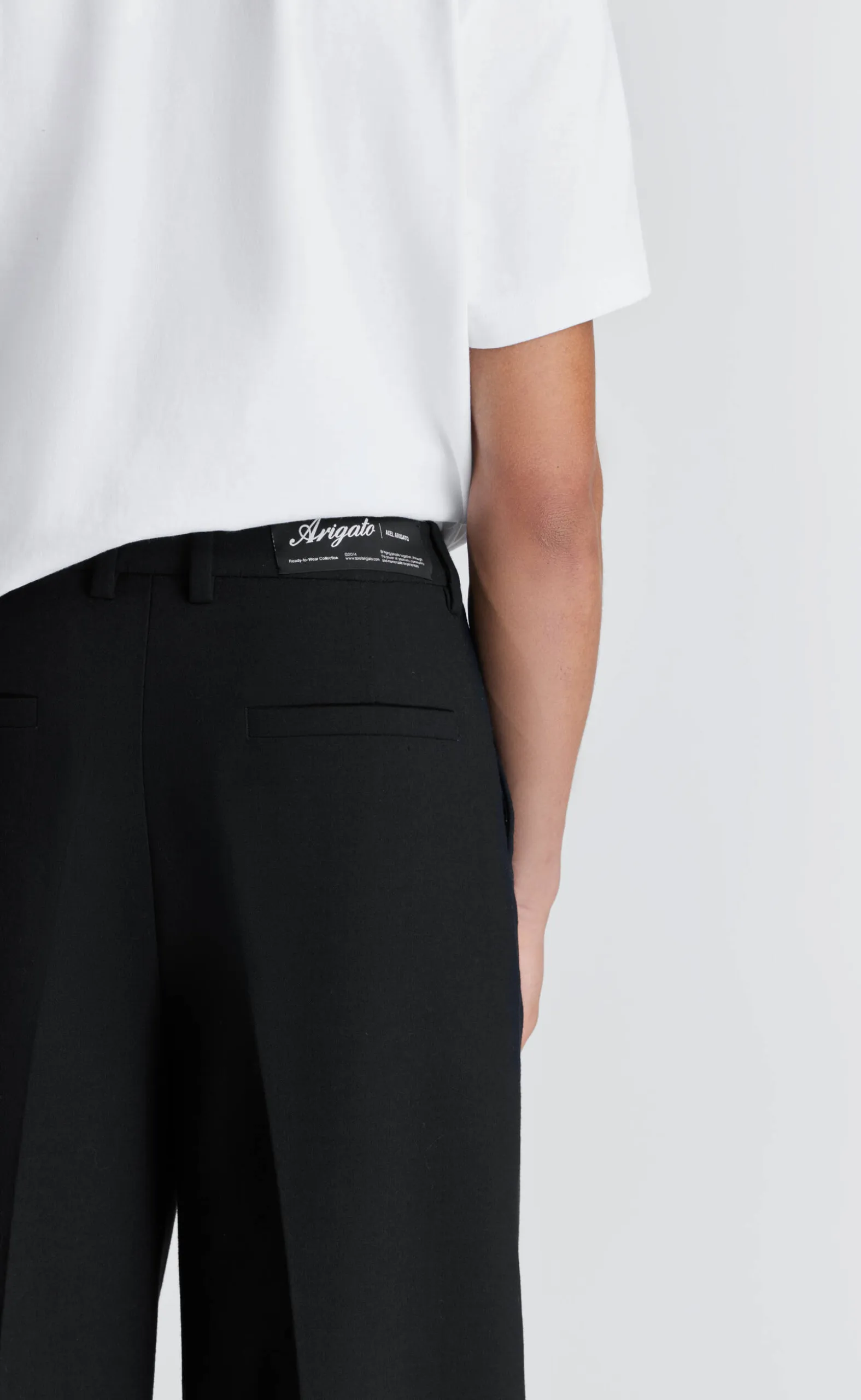 IRVINE RELAXED-FIT BLACK PANTS