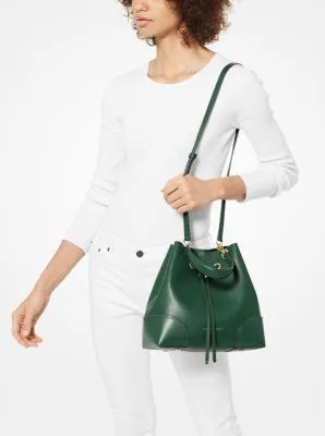 Mercer Gallery Medium Pebbled Leather Shoulder Bag