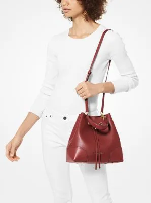 Mercer Gallery Medium Pebbled Leather Shoulder Bag