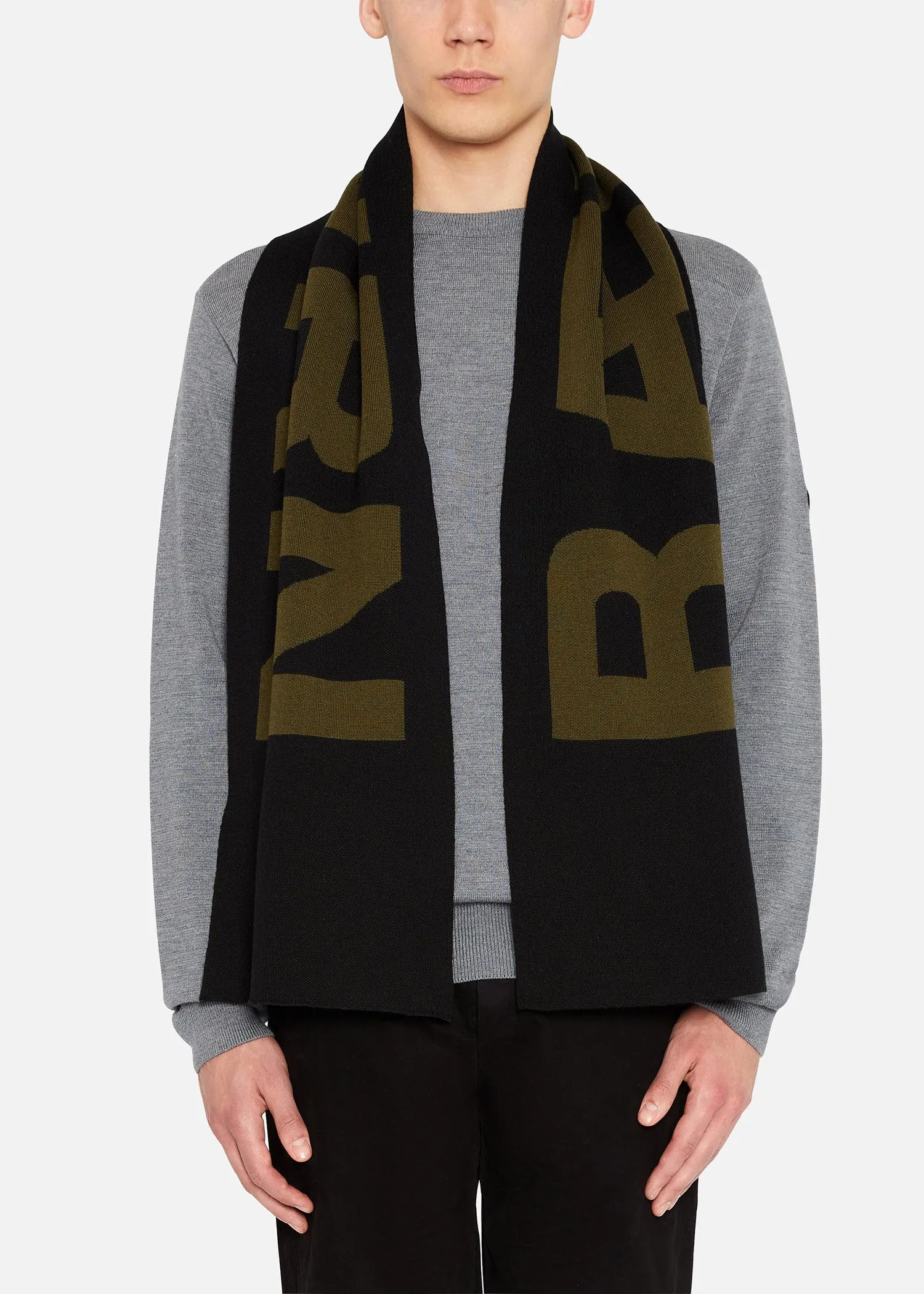 SI F.C. RÆBURN SCARF BLACK w/ OLIVE